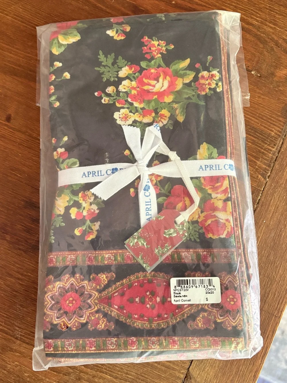 April Cornell NWT Estella Napkin, Black, Set of 4 Cottagecore